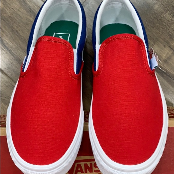 •VANS CLASSIC SLIP ON VANS YACHT CLUB red/blue MENS• - Picture 1 of 16